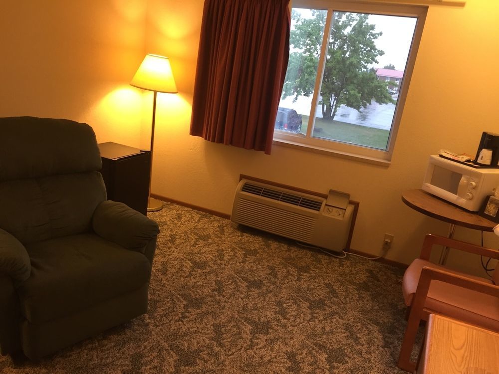 Super 8 By Wyndham Escanaba Εξωτερικό φωτογραφία